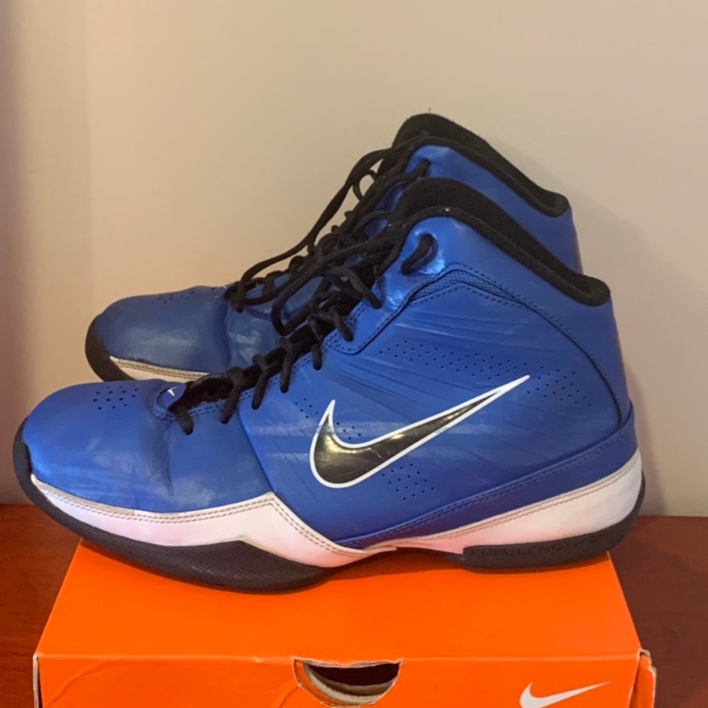 Nike Air Quick Handle Size 8